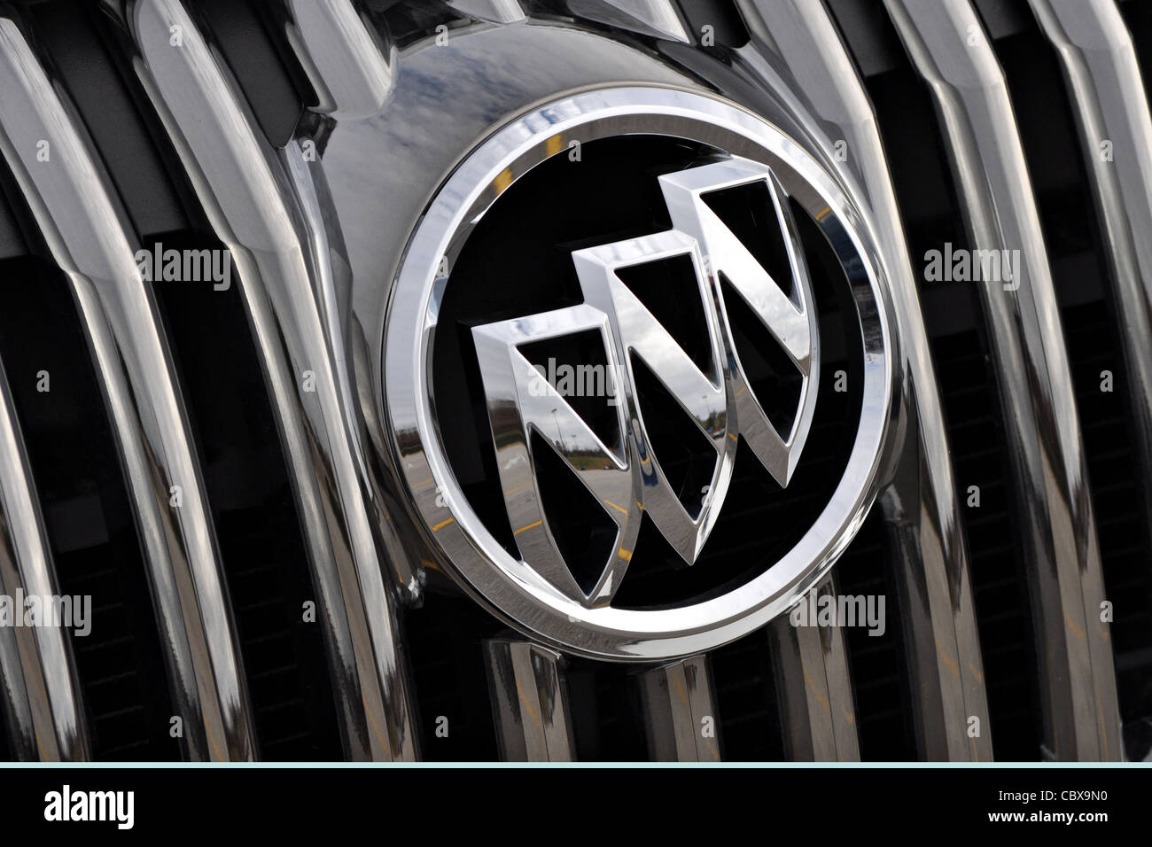 Buick Symbol High Resolution Stock Photography and Images Alamy
