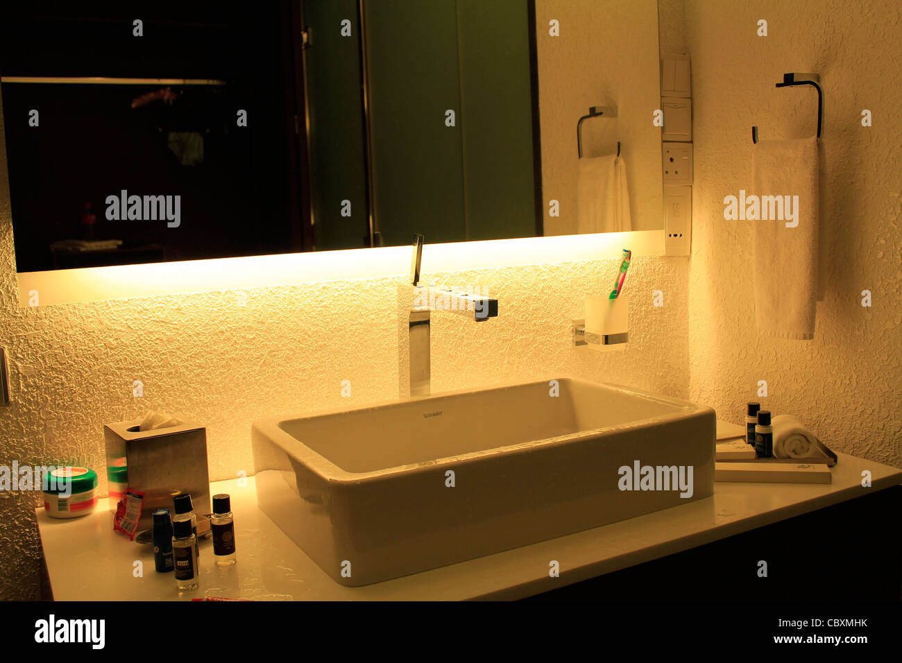 modernistic design of the wash area of a room at Hotel The Raviz