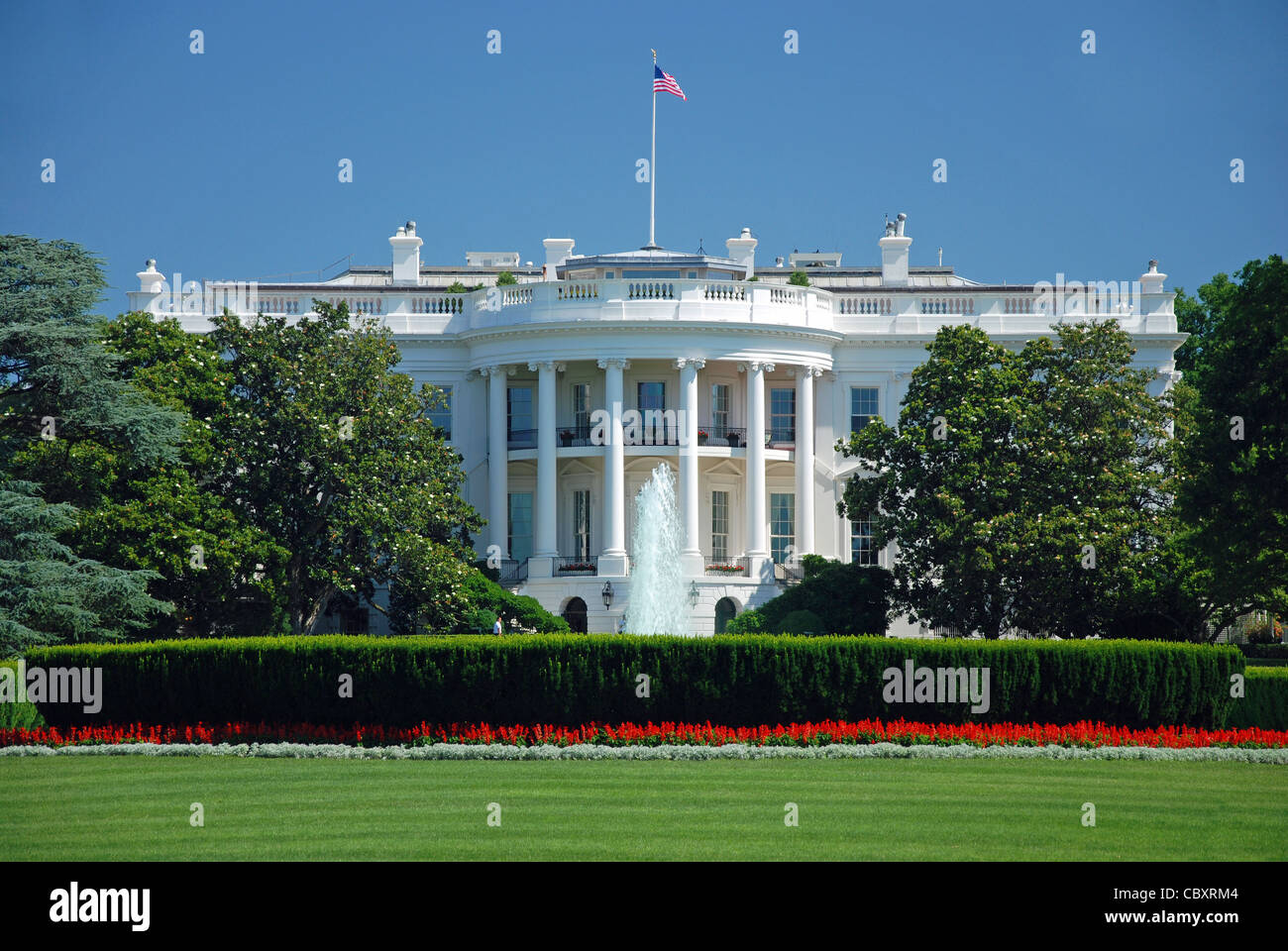 The White House in Washington DC with beautiful blue sky Stock Photo ...