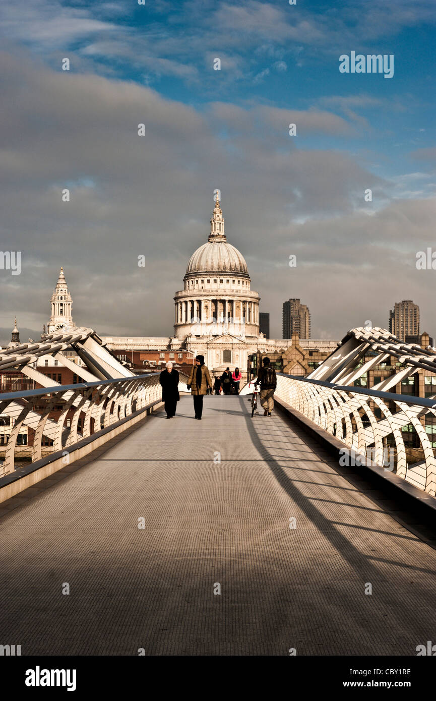 St Paul's Cathedral seen from the Millennium Bridge over the river Thames, London. Stock Photo