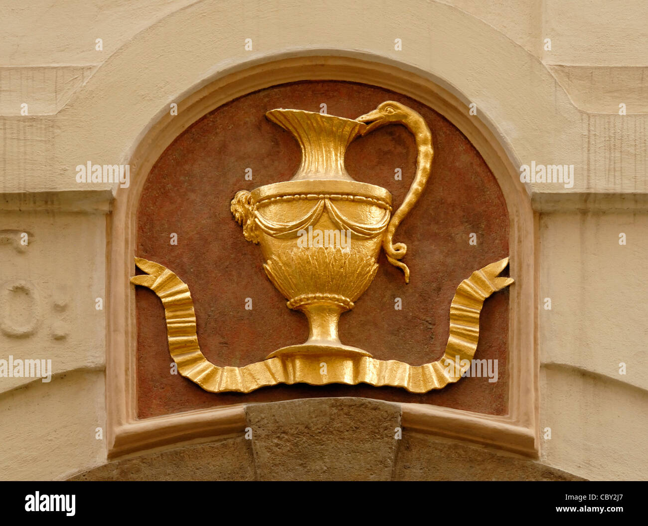 Prague, Czech Republic. Traditional House Sign. U zlate Konvice / At the  Golden Pot - Melantrichova 20 Stock Photo - Alamy