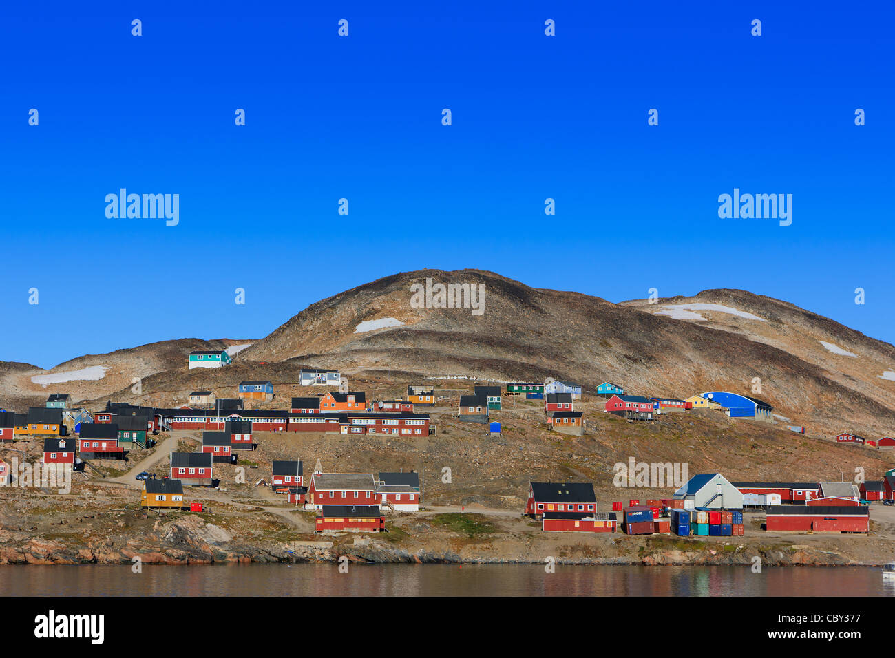 village-of-ittoqqortoormiit-scoresbysund-east-coast-greenland-stock
