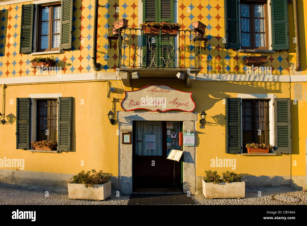 Antica Osteria degli Angeli, Gaggiano, Naviglio Grande, Lombardy, Italy Stock Photo