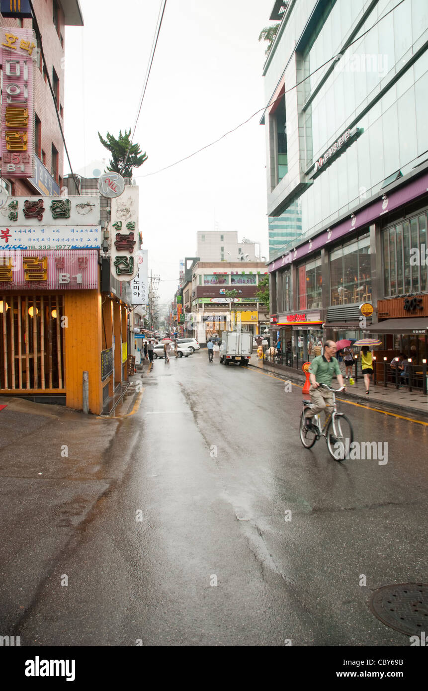 Seoul streets Korea during working hours Stock Photo Alamy