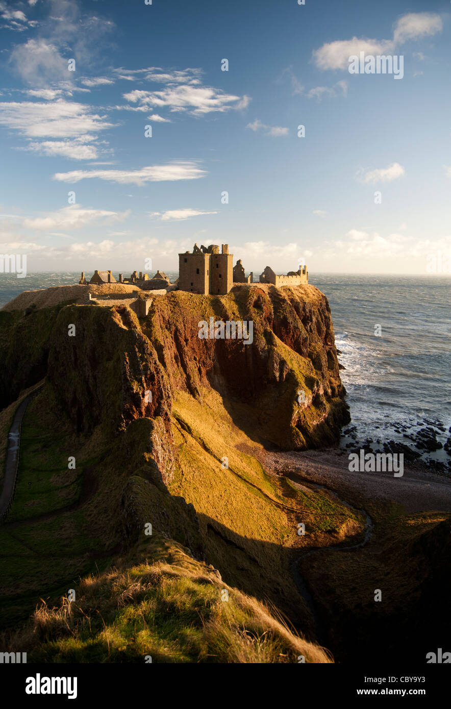 Dunnottar castle stonehaven kincardine grampian hires stock photography and images Alamy