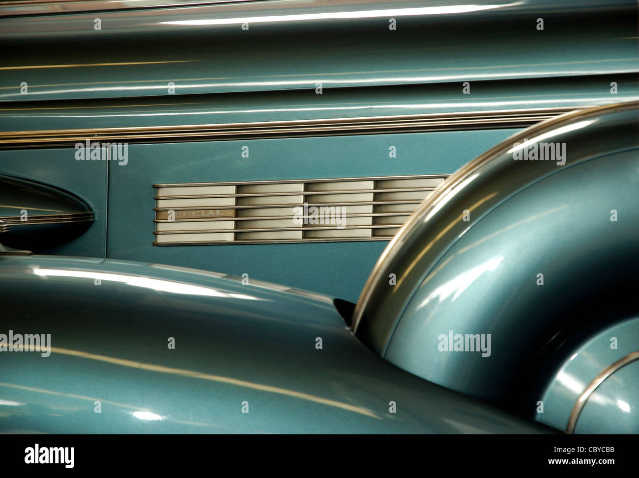 Green Vintage Car High Resolution Stock Photography and Images - Alamy