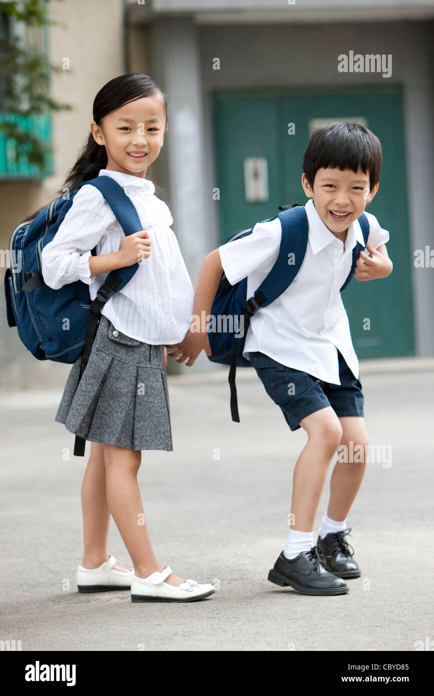 Children Coming Home From School Stock Photo Alamy children-coming-home-from-school-stock-photo-alamy