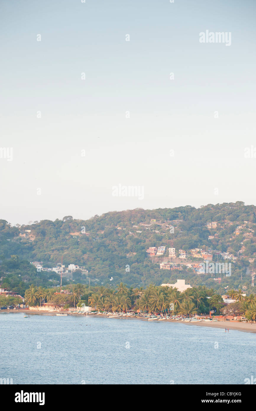 Zihuatanejo guerrero mexico hires stock photography and images Alamy