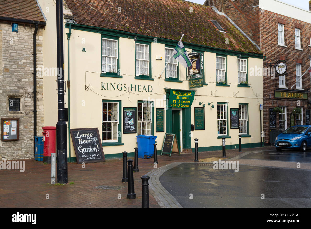 The Kings Head public house in Poole Stock Photo