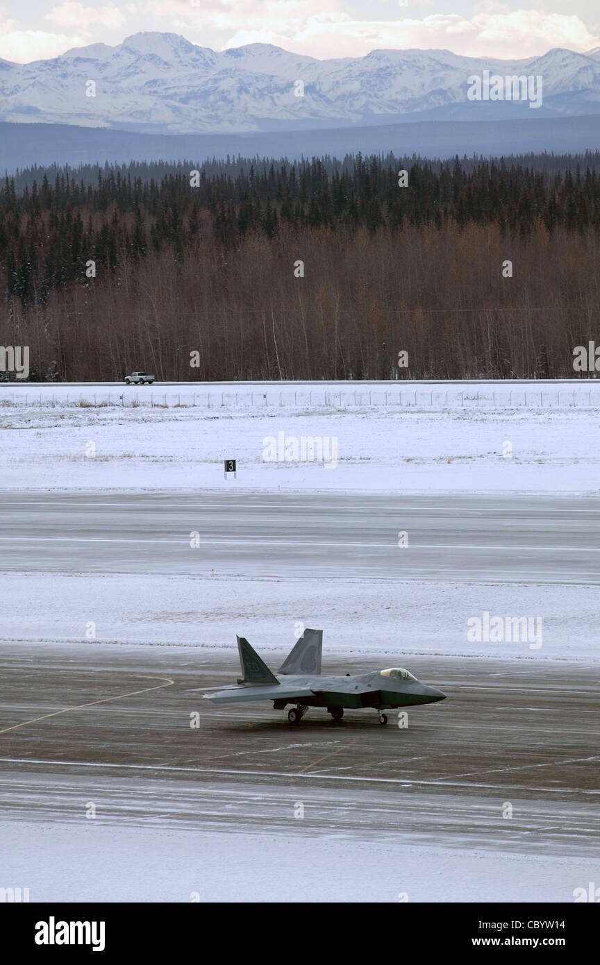 An F22 Raptor performs 60knot testing on low runway conditions Nov. 8