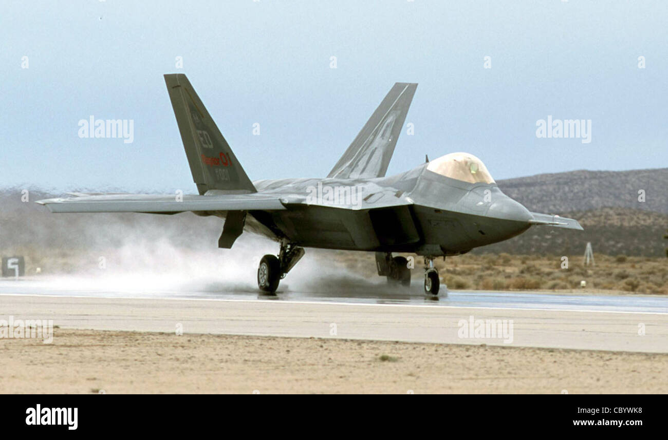 EDWARDS AIR FORCE BASE, Calif. -- Raptor 4001 undergoes wet-runway ...