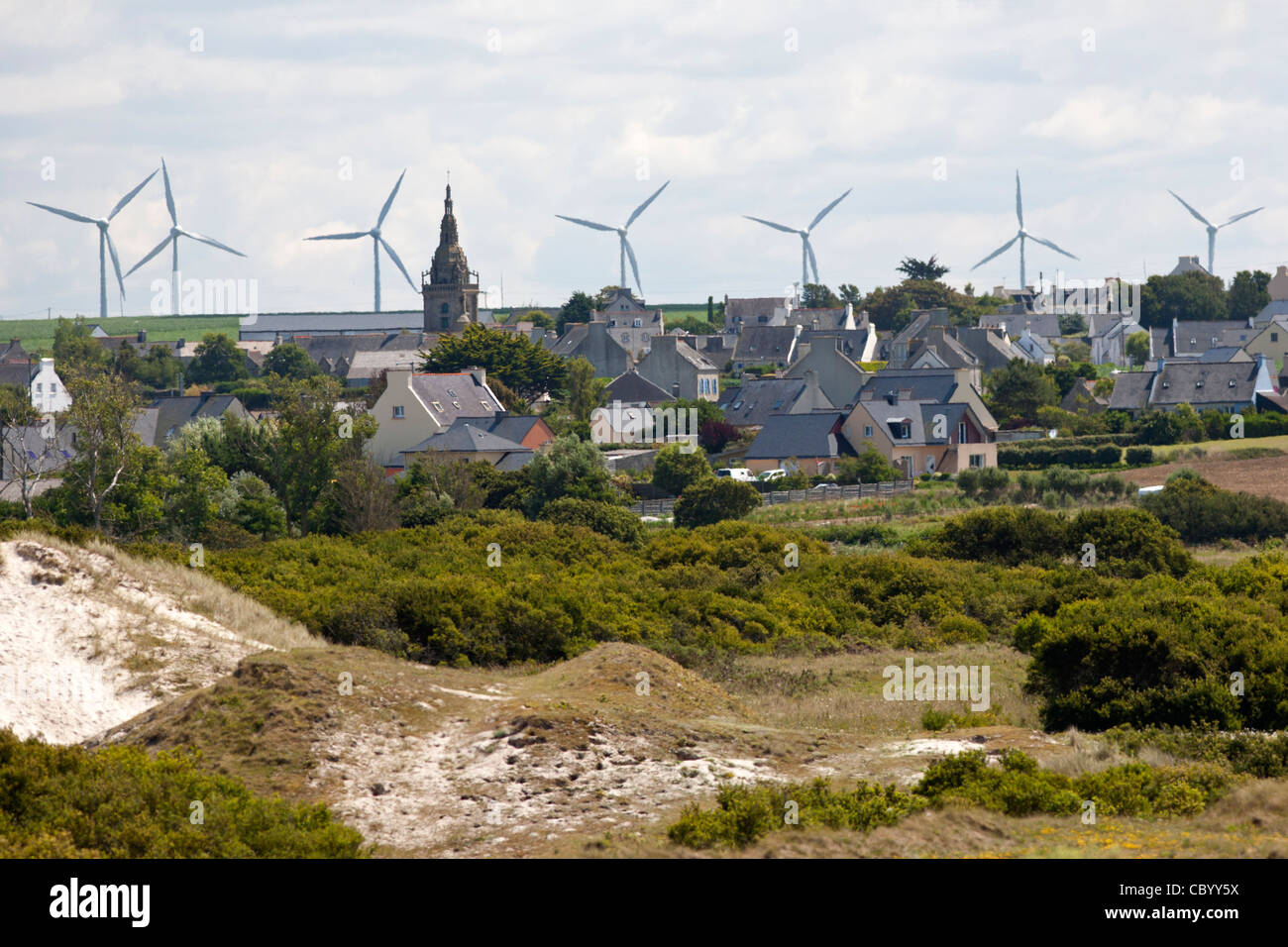 Windmills of the Lampaul-Ploudalmézeau village (Brittany). Les éoliennes du village de Lampaul Ploudalmézeau (Bretagne). Stock Photo