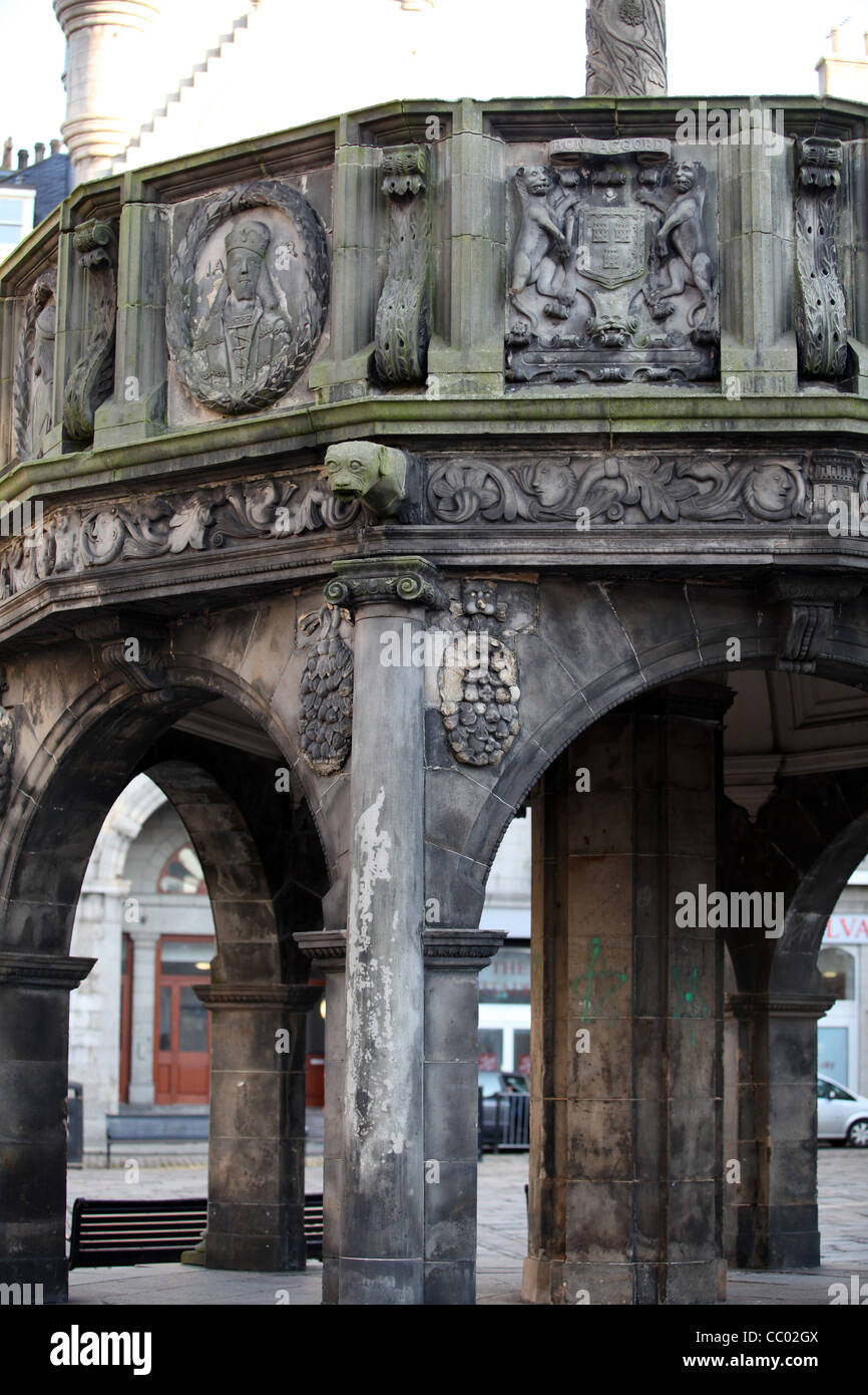 Sandstone sculptures forming part of the Mercat Cross in Aberdeen city centre, Scotland, UK Stock Photo