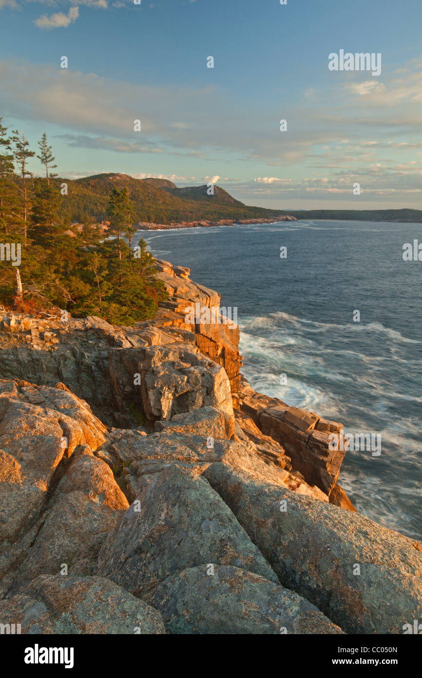 Coastline view from Otter Point, Mount Desert Island, Acadia National Park, Maine, USA Stock Photo