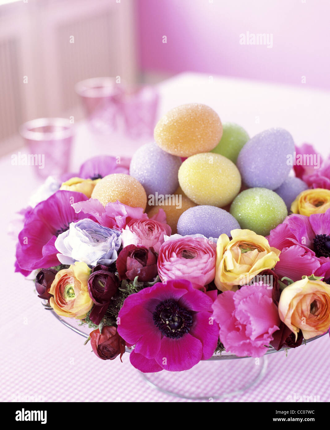 Decorated bowl with flowers and easter eggs Stock Photo - Alamy