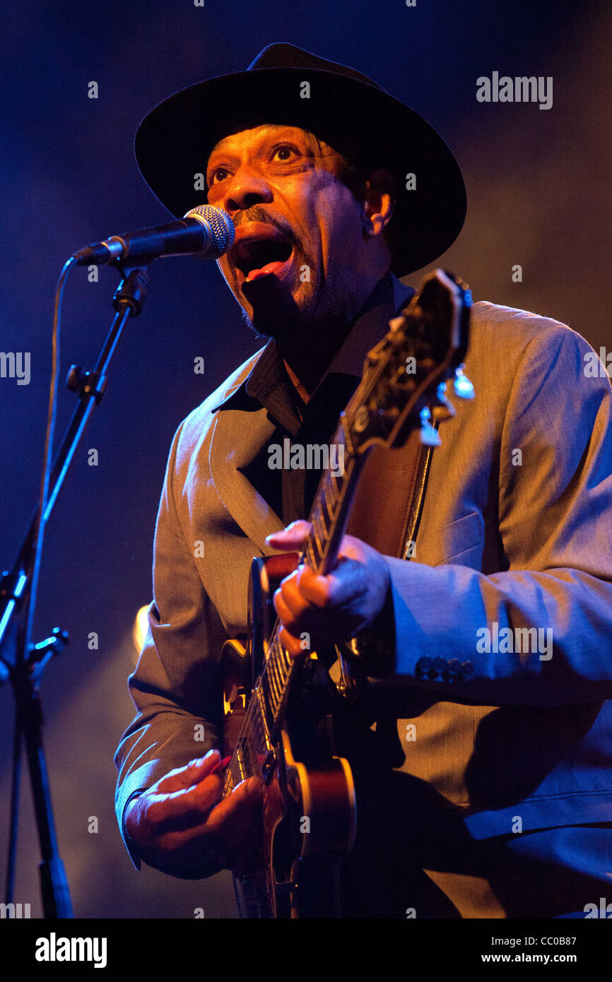 Chicago blues festival hi-res stock photography and images - Alamy