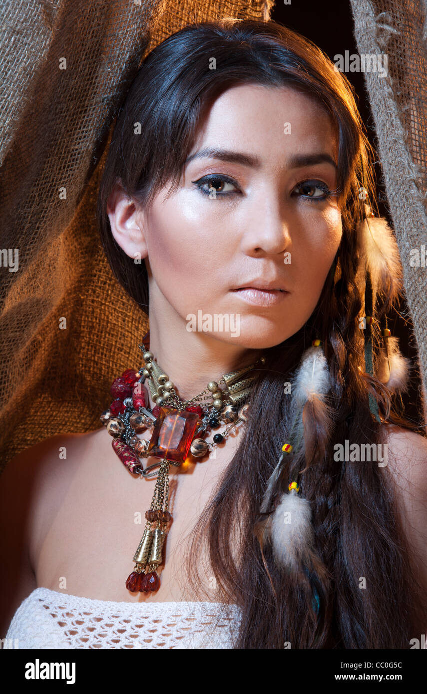 Apache female native american woman hi-res stock photography and images ...