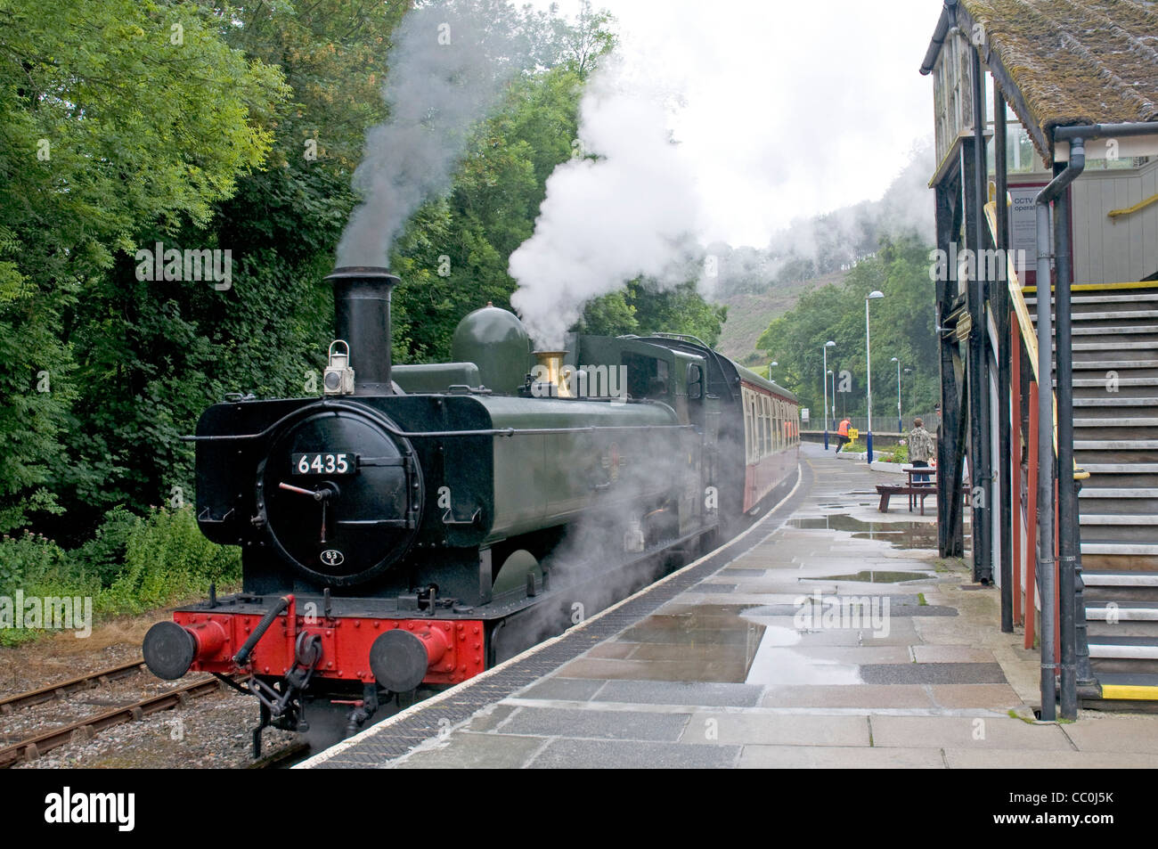 GWR 64xx Class 0-6-0PT Steam locomotive prepares to move out of Bodmin ...