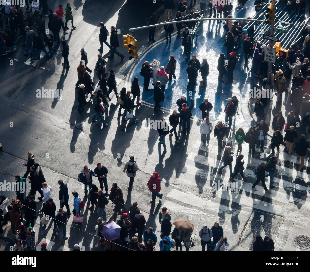 Thousands Of Thousands upon thousands of revelers pack Times Square Stock Photo - Alamy