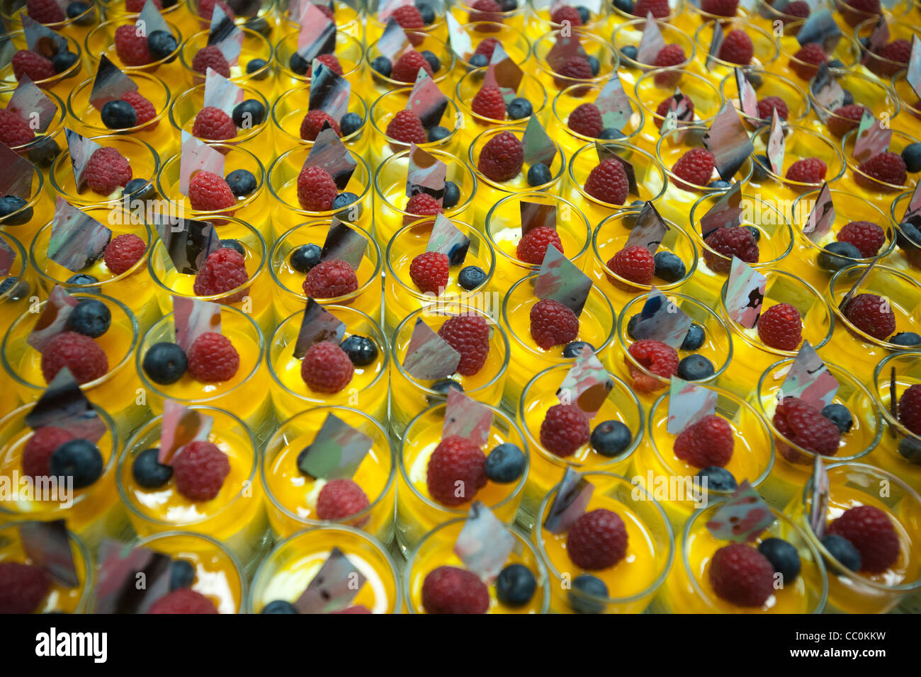 Pastry chefs prepare 10,000 desserts for over 3000 guests for a New