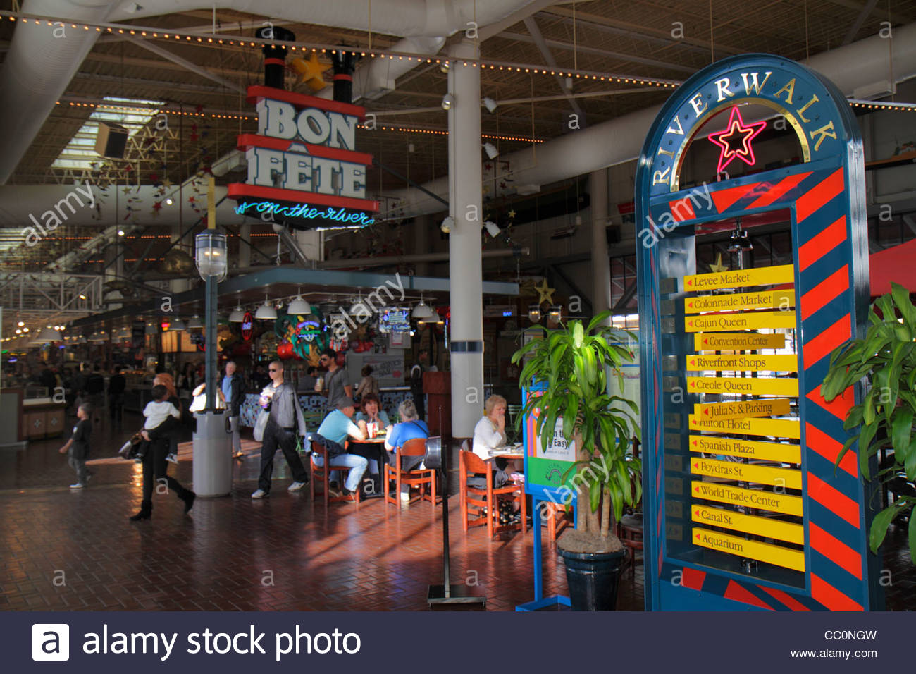 Riverwalk Marketplace Stock Photos & Riverwalk Marketplace Stock Images Alamy