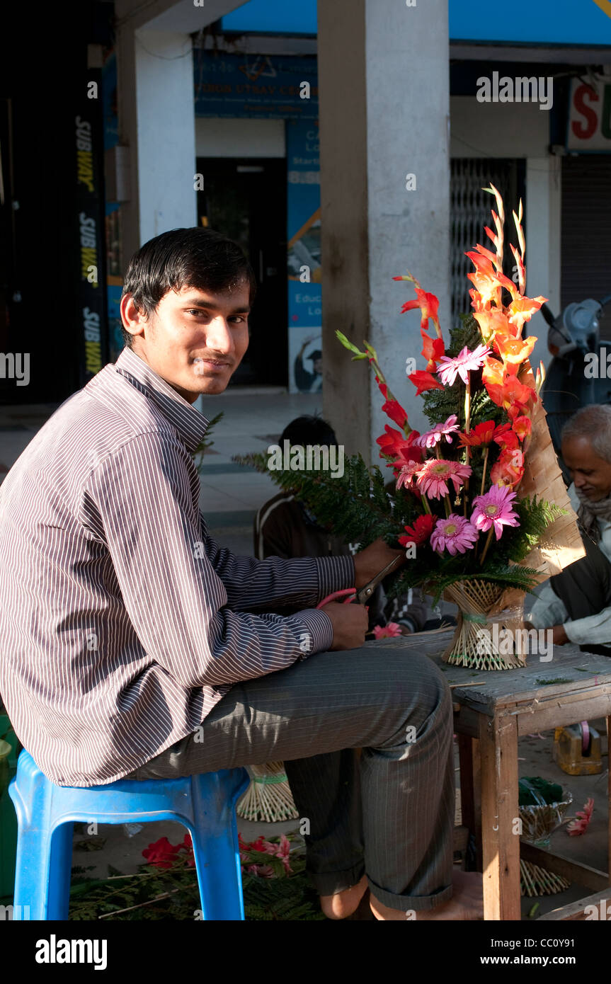 Flower arranger, Chandigarh, India Stock Photo