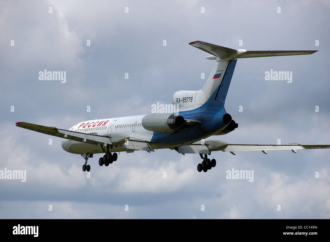 Rossiya - Russian Airlines Tu-154M (RA-85779) landing at London Heathrow Airport. Stock Photo