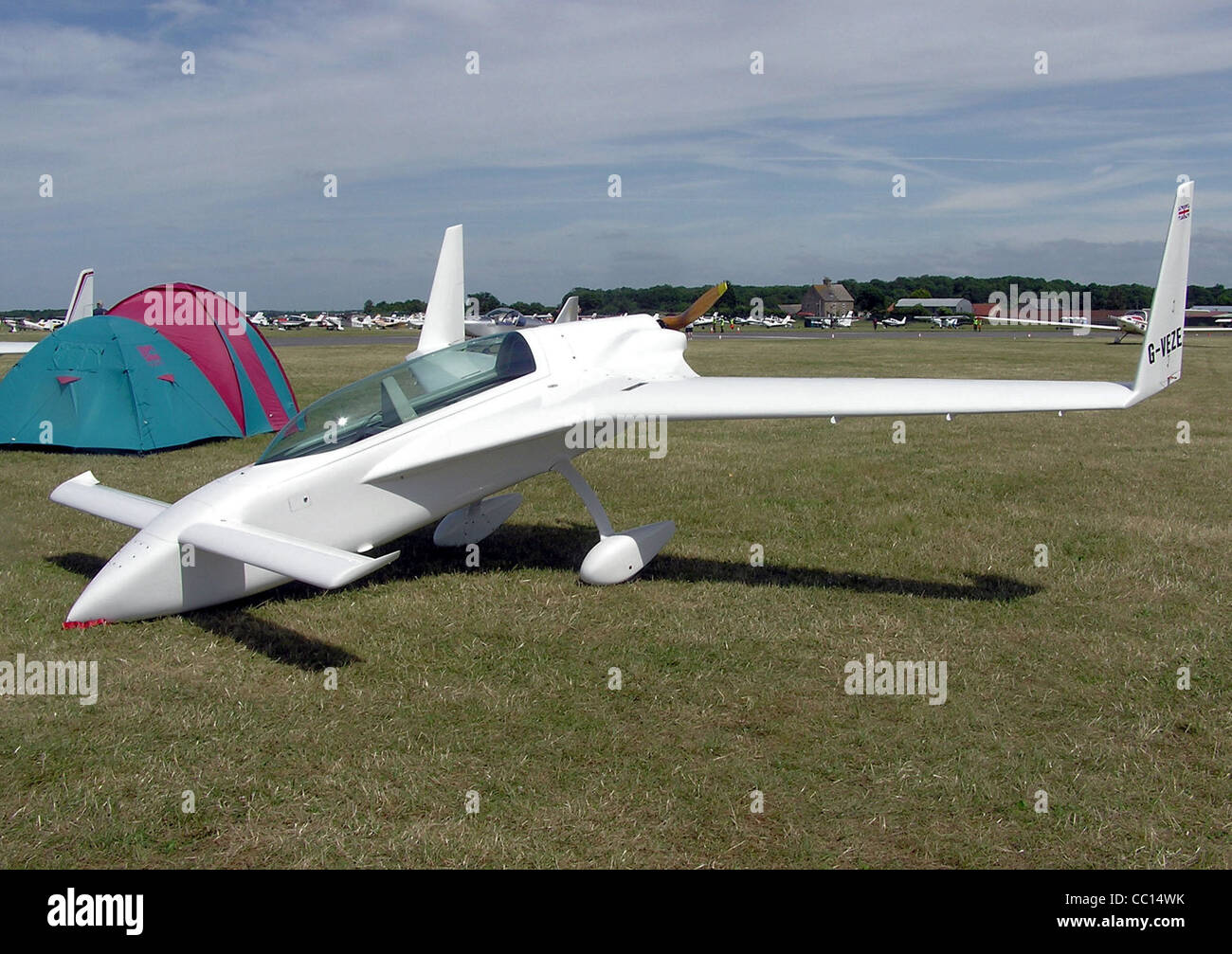 Rutan VariEze (UK registration G-VEZE) at Kemble Airfield, Gloucestershire, England. Stock Photo
