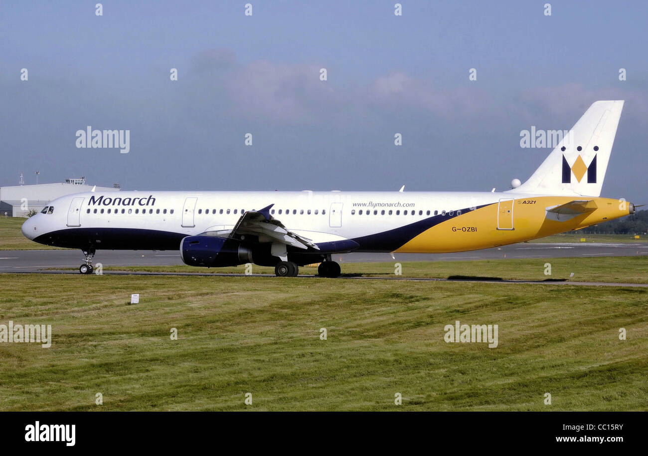 Monarch airlines airbus a321 hi-res stock photography and