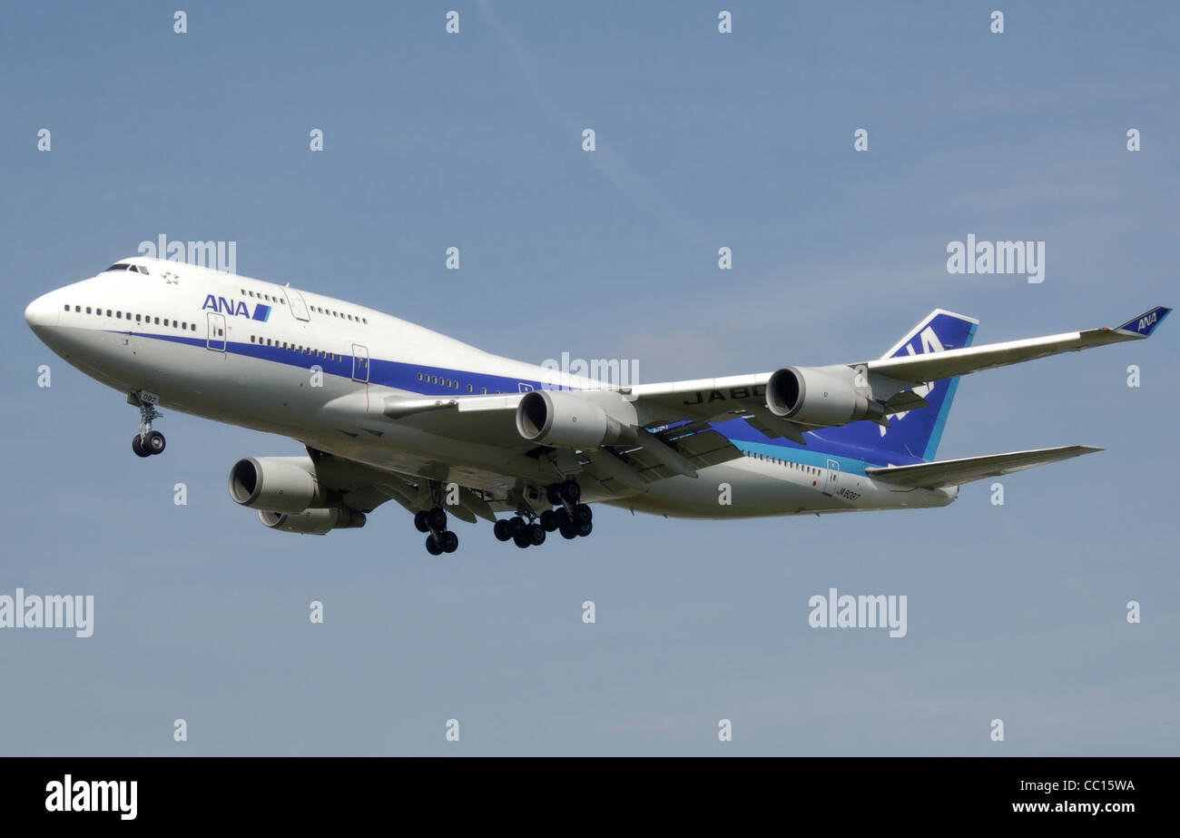 ANA Boeing 747-400 (JA8097) landing at London Heathrow Airport Stock