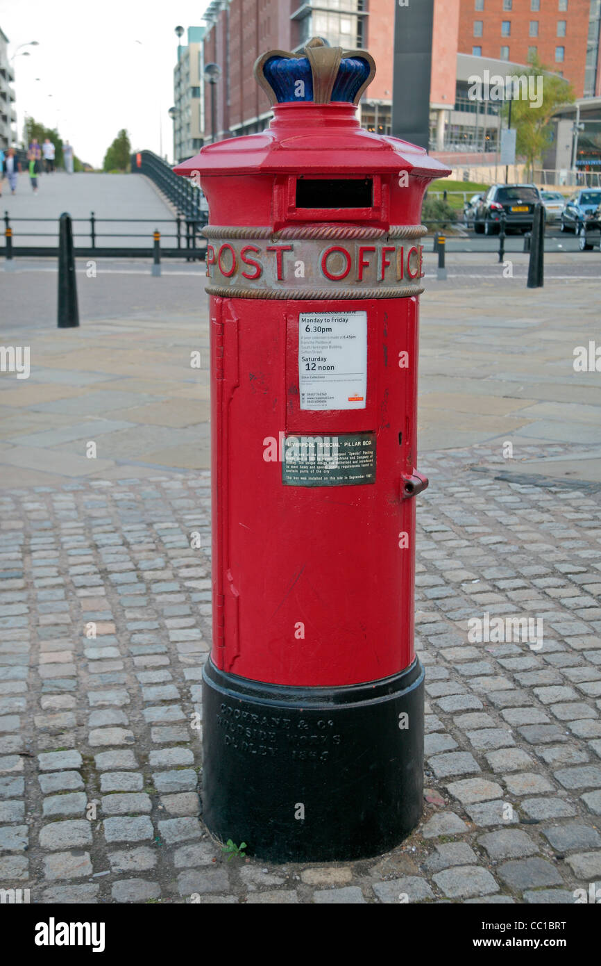 Liverpool post box hires stock photography and images Alamy