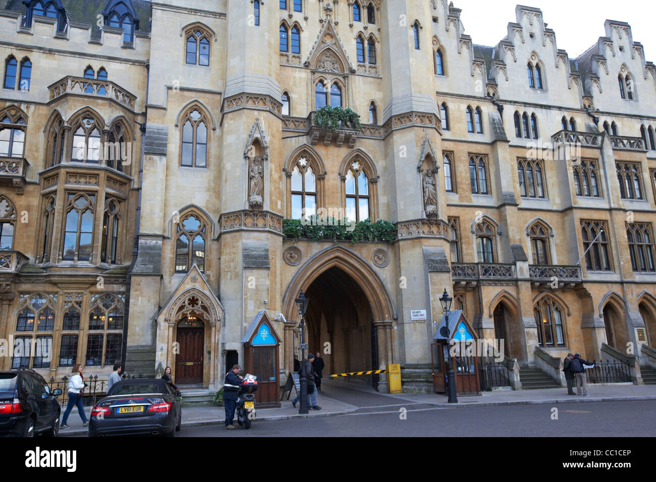 The sanctuary westminster hires stock photography and images Alamy