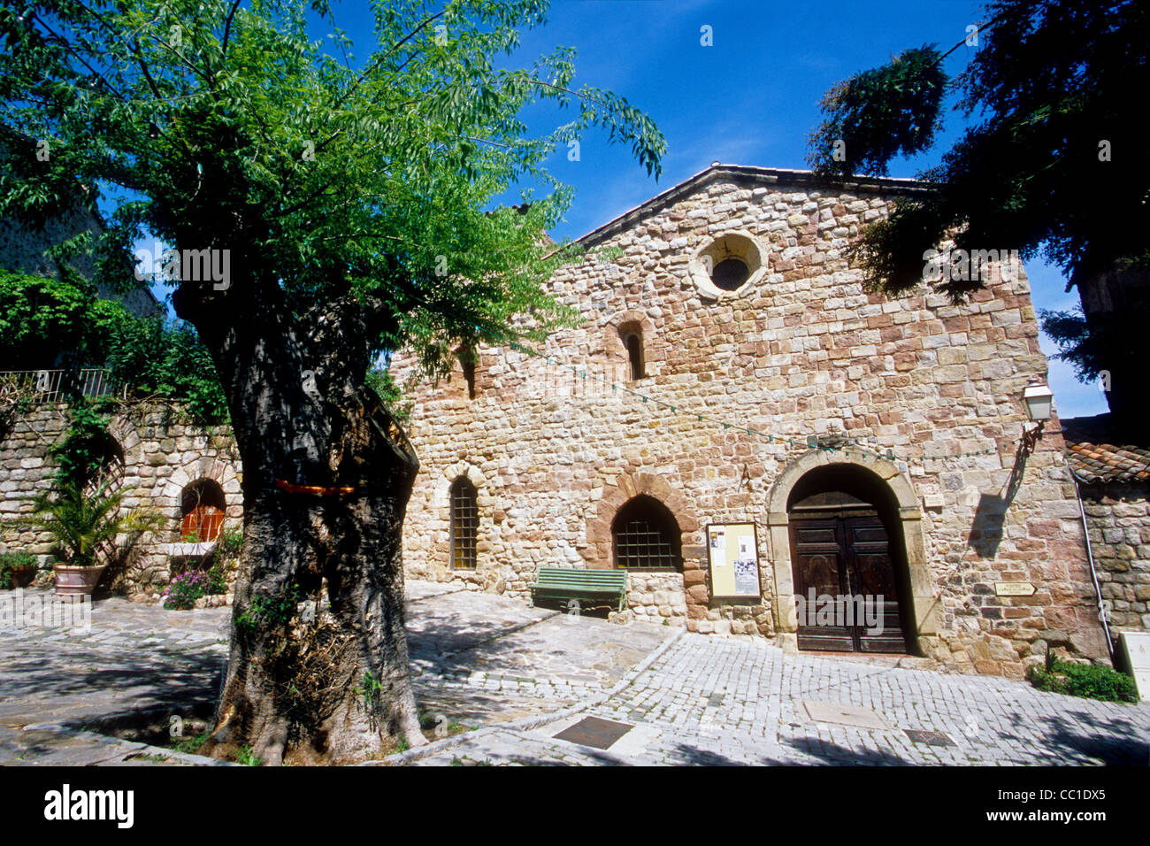 The picturesque Provence village of Les Arcs sur Argens Stock Photo Alamy