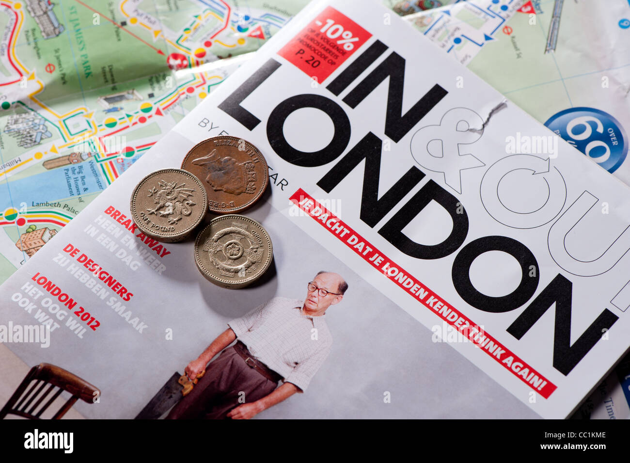 Pocket change on london tourist maps Stock Photo Alamy