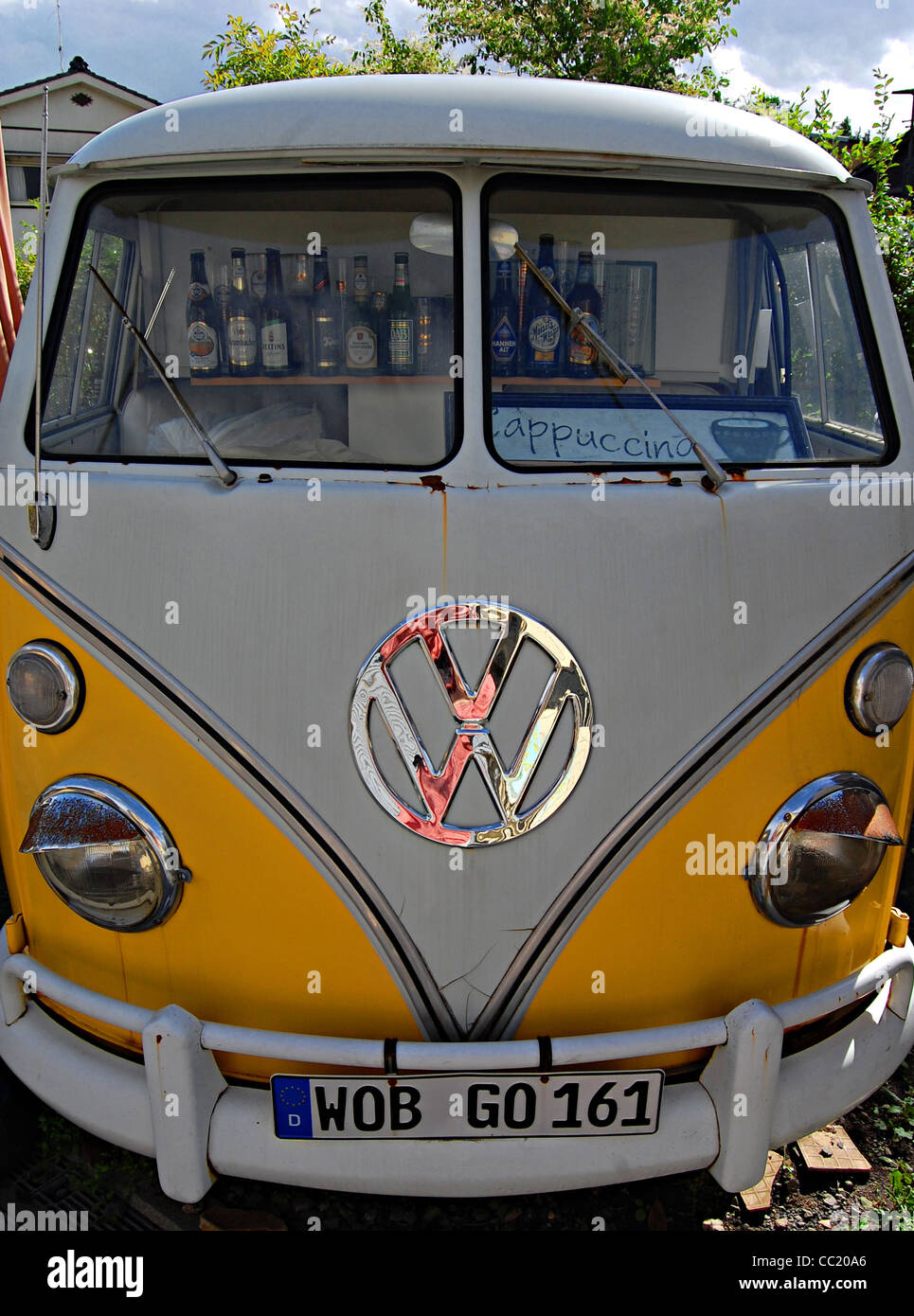 Vw bus bar hires stock photography and images Alamy