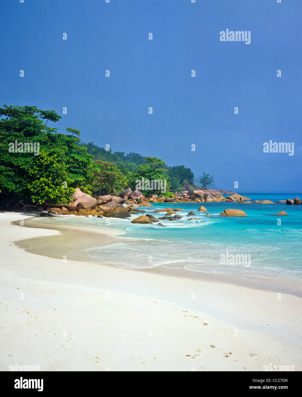 Indian ocean sea storm hi-res stock photography and images - Alamy