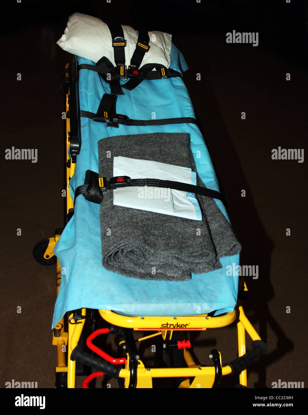 EMS cot Stock Photo 41850497 Alamy