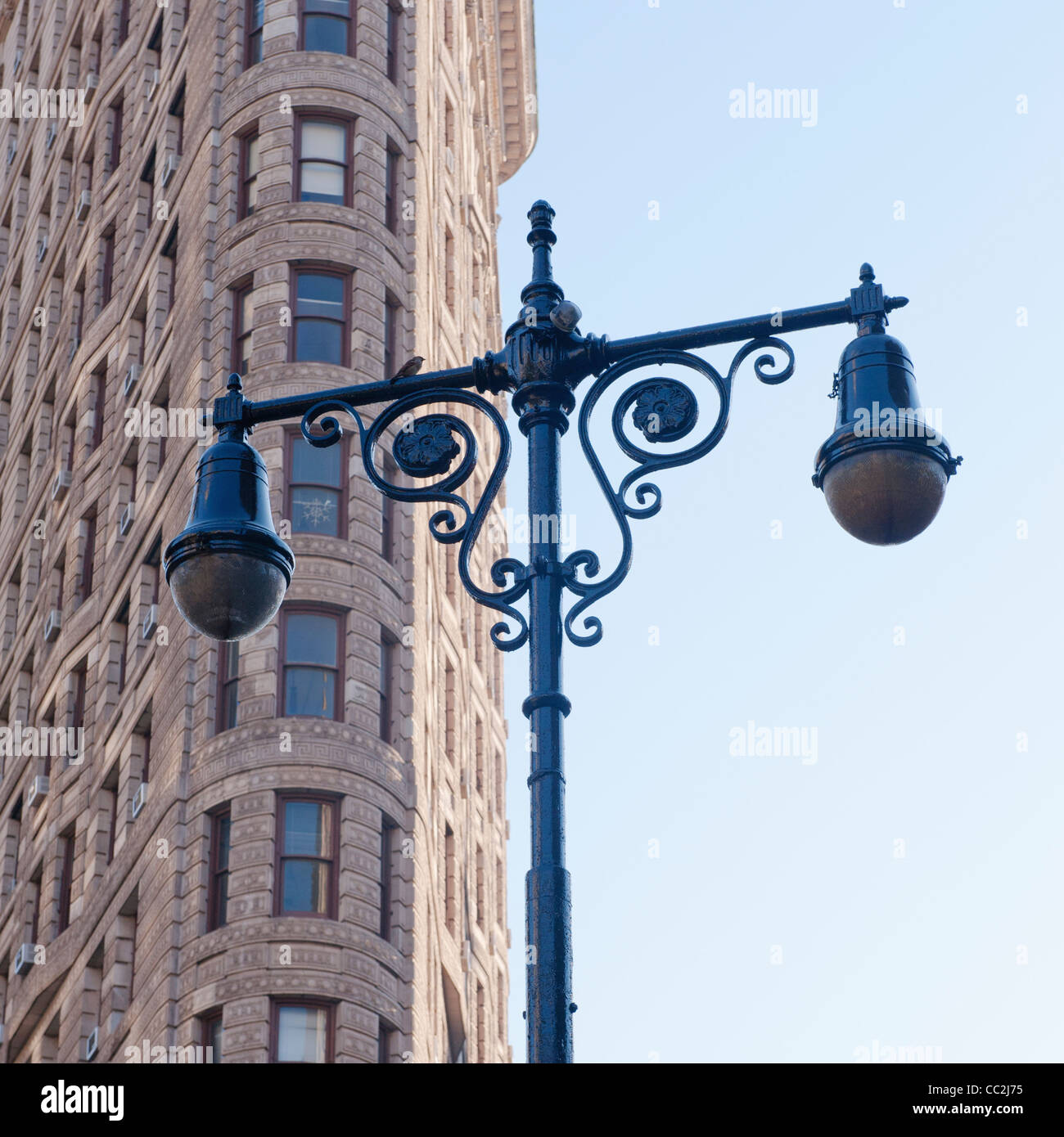 New york city lamp post hi-res stock photography and images - Alamy