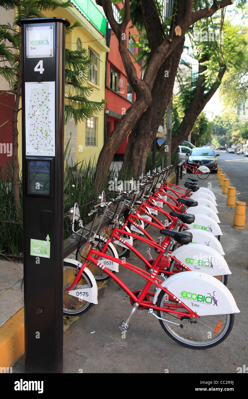 Mexico city bikes paseo de la reforma hi-res stock photography and ...