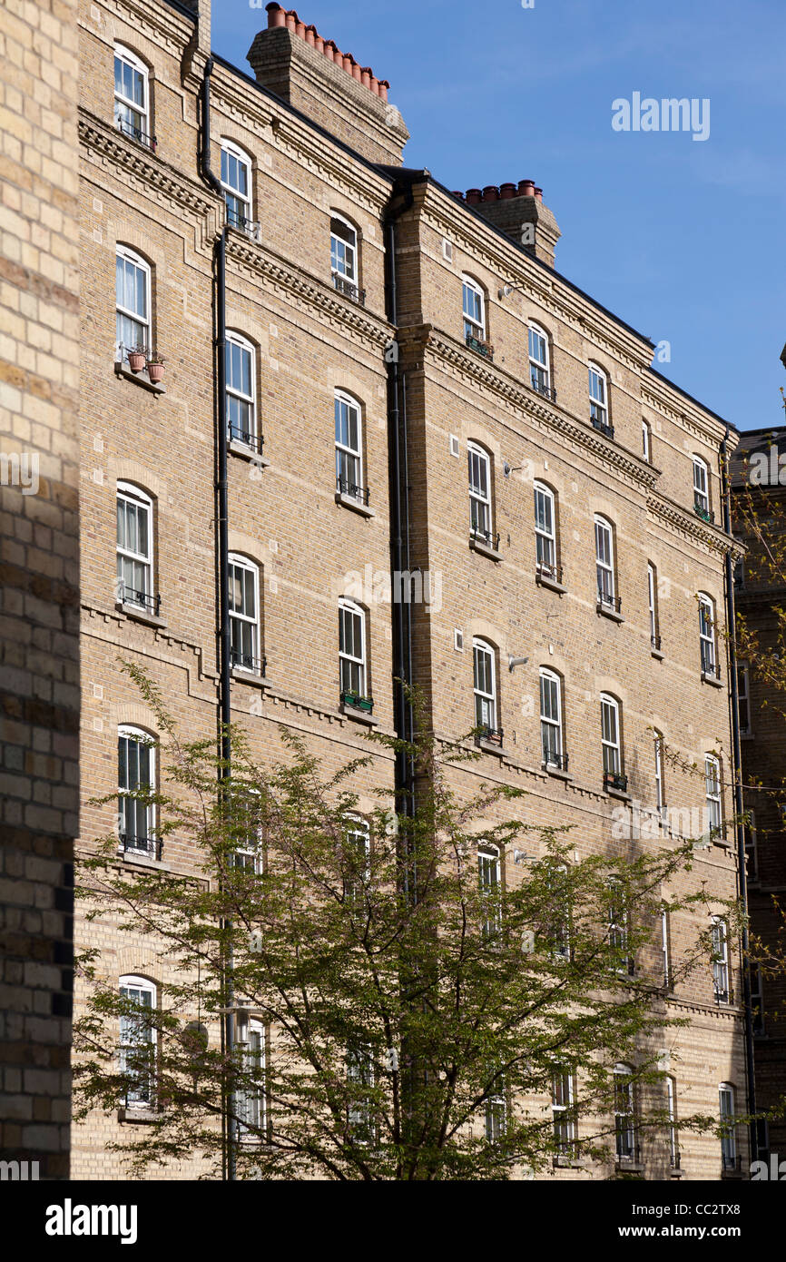 Peabody estate hires stock photography and images Alamy