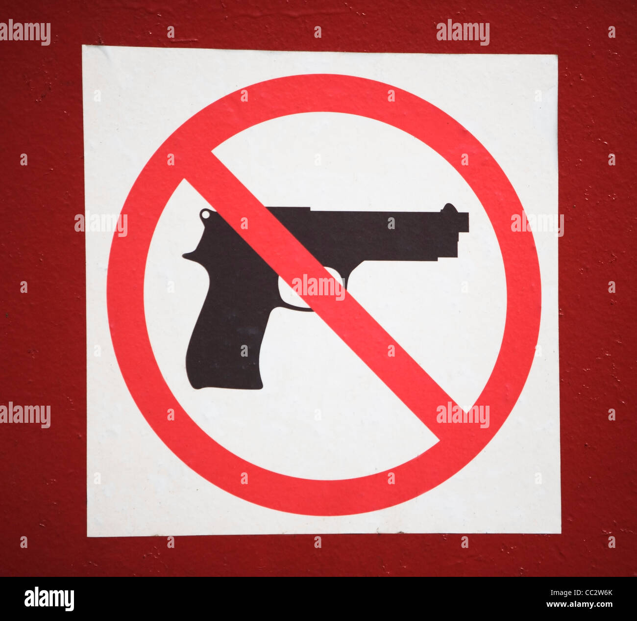 USA, New York State, New York City, No guns allowed sign Stock Photo