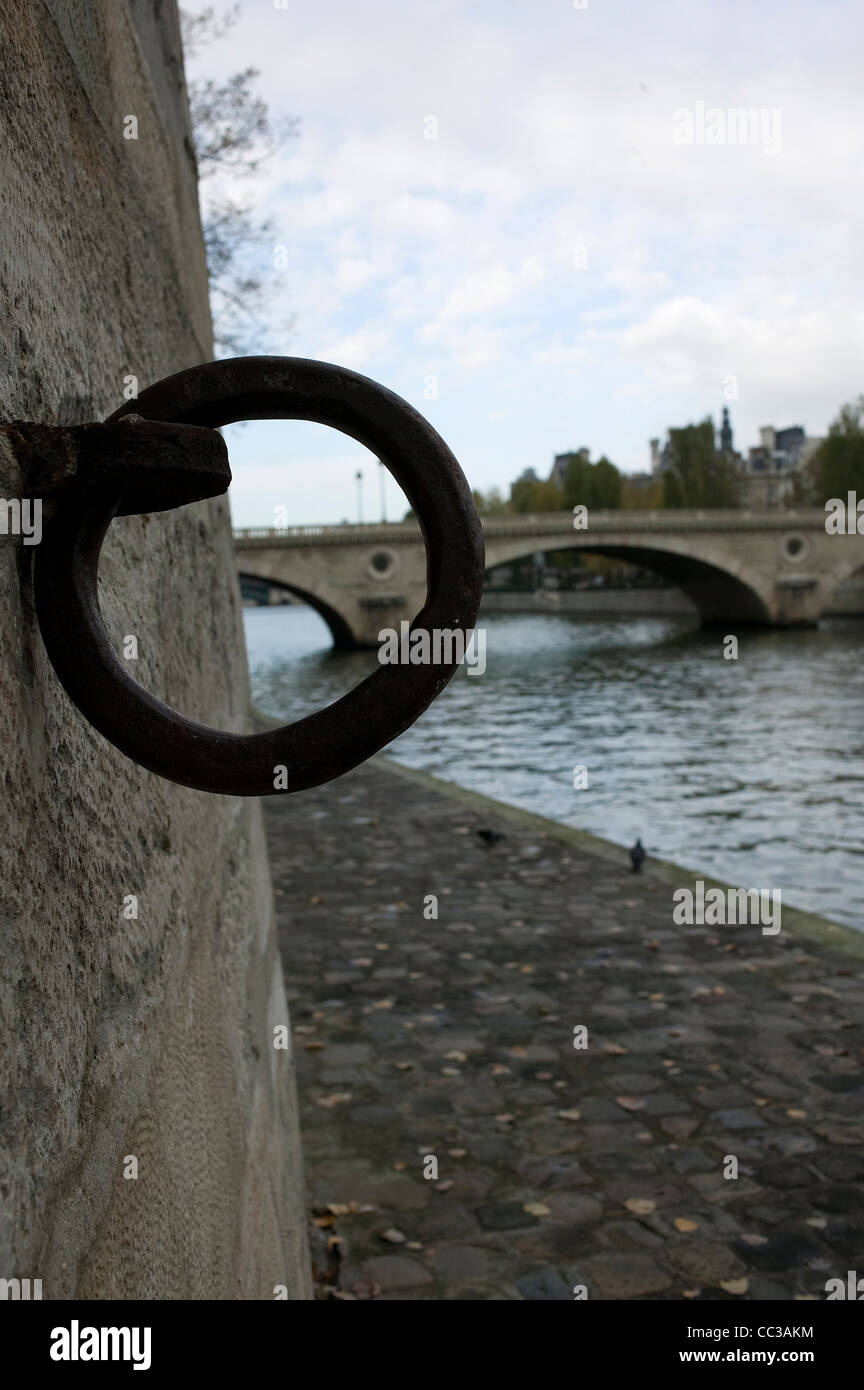 Quay, Paris, France Stock Photo Alamy