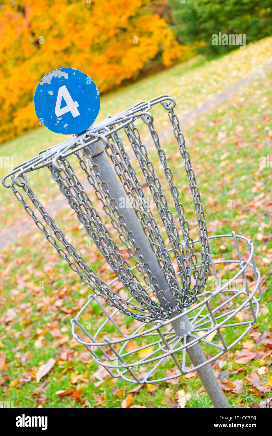 Frisbee golf net Stock Photo - Alamy