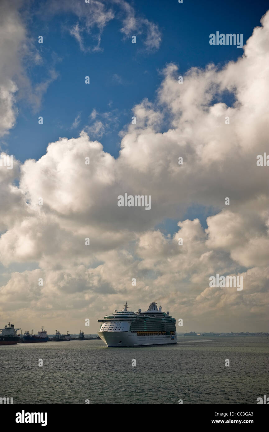 Cruise ship sailing down the Solent from the Port of Southampton, Hampshire, UK Stock Photo Alamy