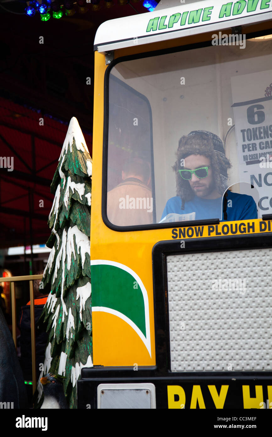 Amusement park ticket booth hires stock photography and images Alamy