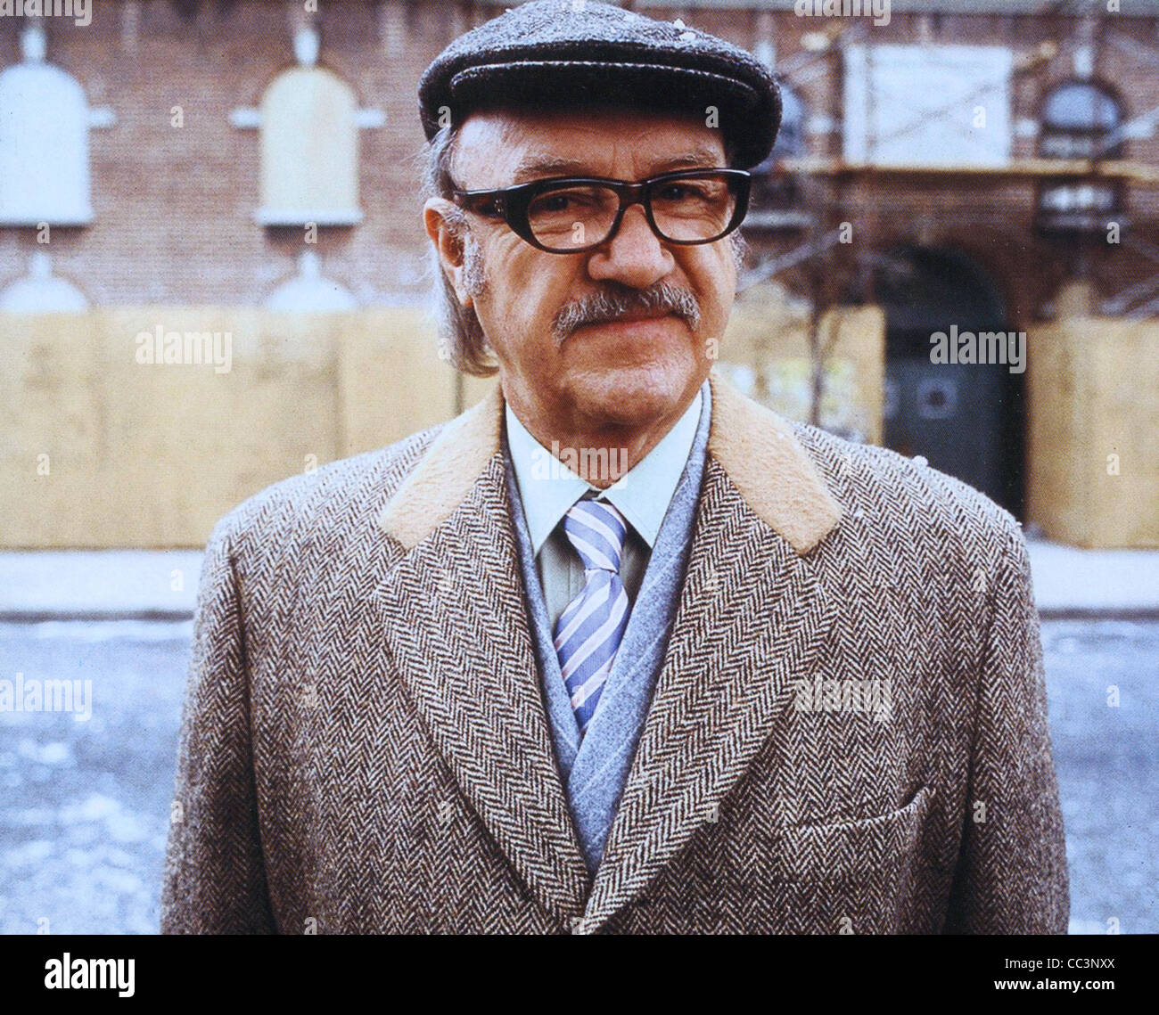 The royal tenenbaums 2001 gene hackman hi-res stock photography and images  - Alamy