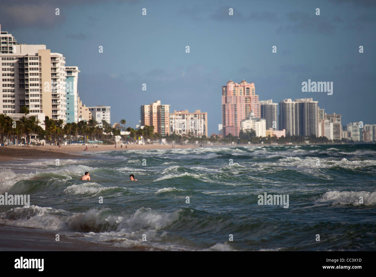Apartment buildings on the long sandy beach of Fort Lauderdale, Broward County, Florida, USA