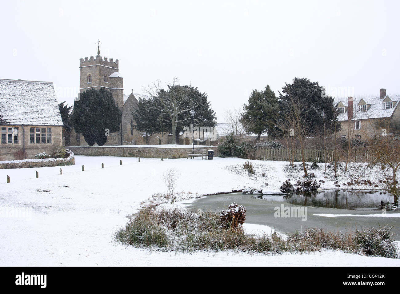 Ducklington Covered In Snow Cotswolds Oxfordshire Stock Photo