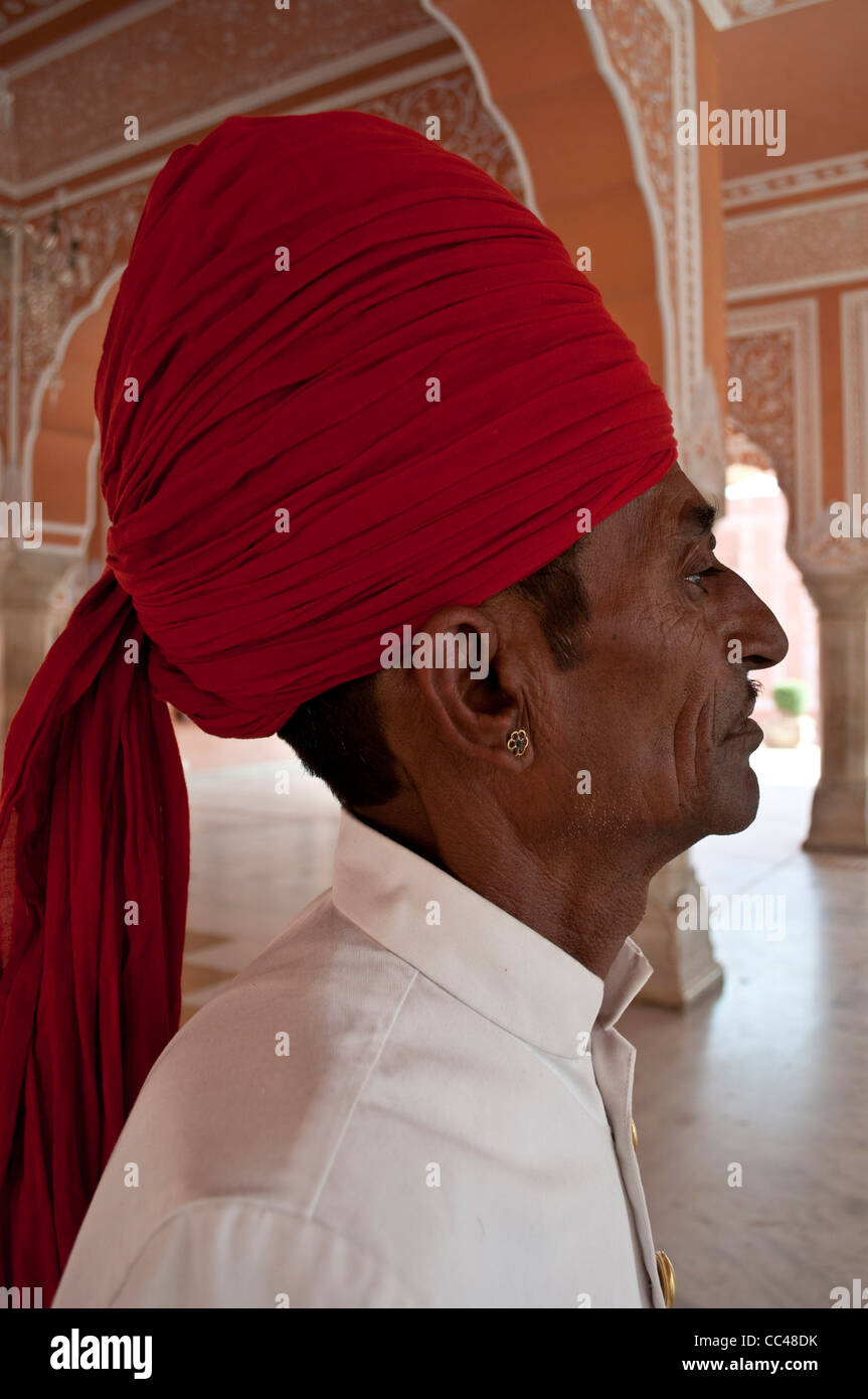 Guardian in traditional costume, Diwan-i-Khas, Hall of Private Audience, City Palace, Jaipur, India Stock Photo