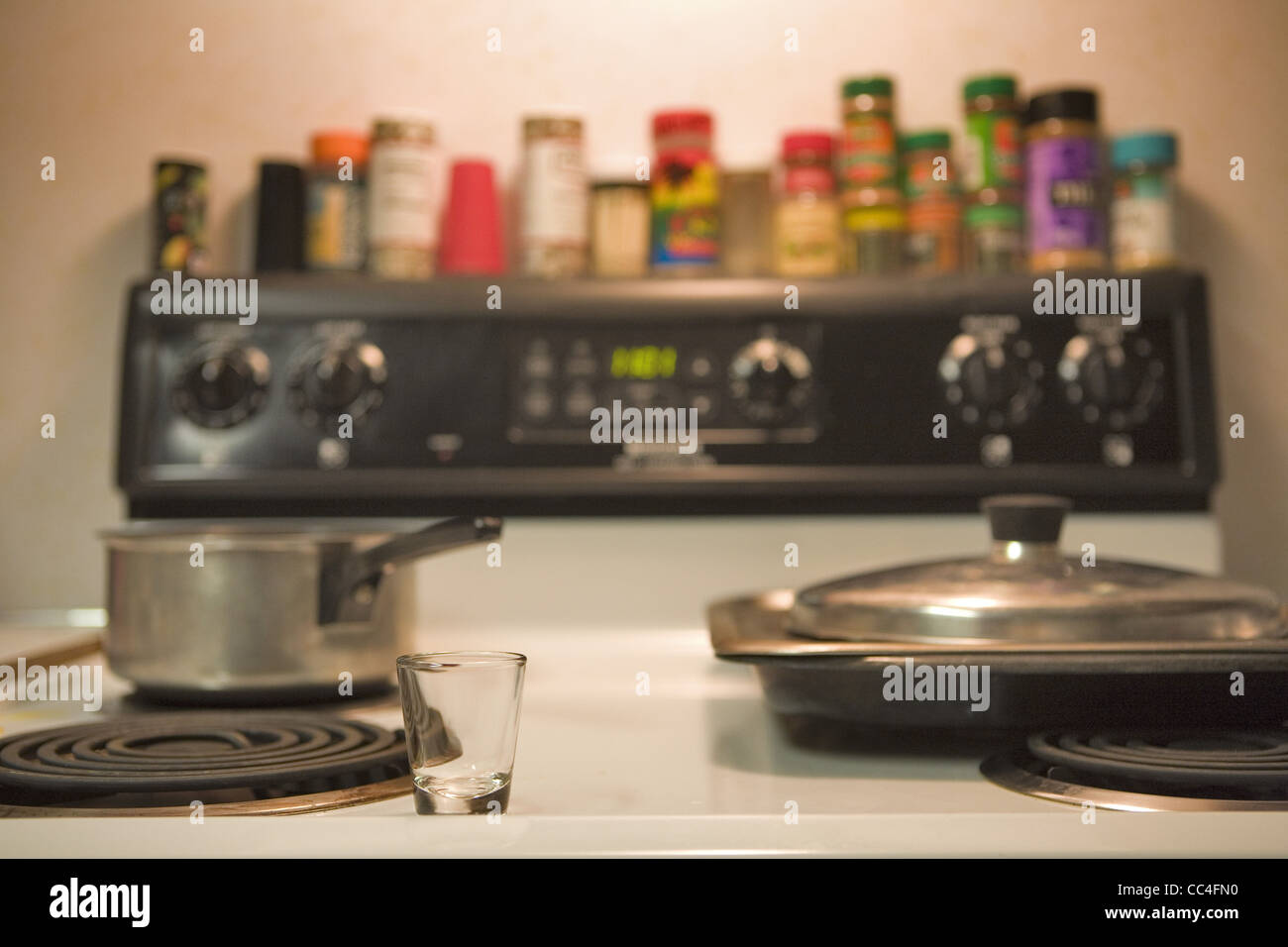 Electric Stove Top With Pots And Pans Stock Photo 41896764 Alamy
